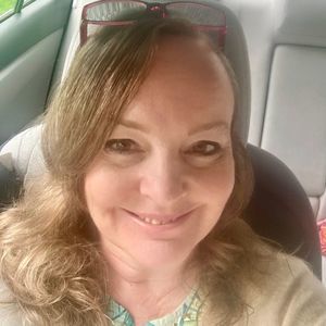 Meet your Posher, Paula